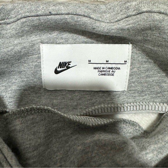 Nike Sportswear Phoenix Fleece Sweatshirt - Picture 5 of 7